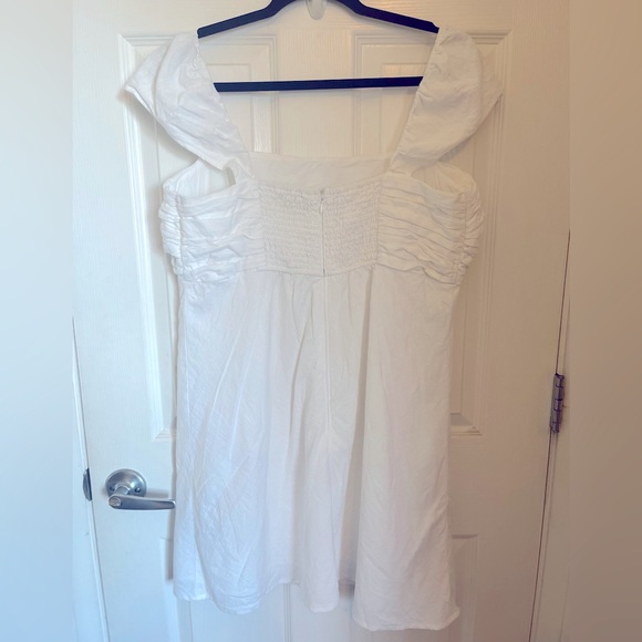 The A&F Emerson Cap Sleeve Mini Dress in White - Picture 5 of 5